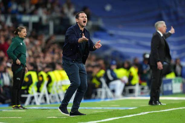 开云体育下载-10次被射正丢2球少输当赢？师徒战兰8一合就被看穿