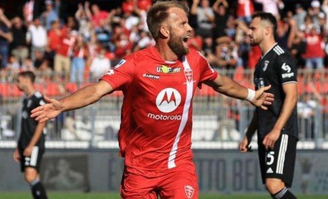 云开体育app下载安装-梁熙明问诊尤文图斯②：阿莱格里到底弱在哪？